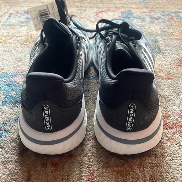 adidas Supernova + BRAND NEW - Picture 3 of 5
